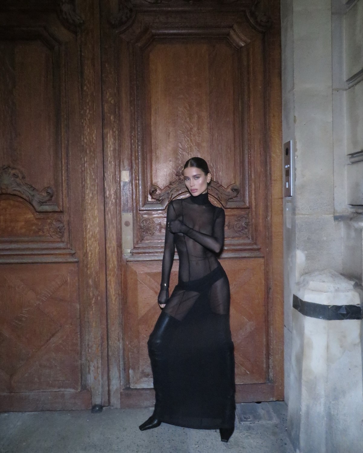 Что надеть на Новый 2027 год: идеи новогодних образов